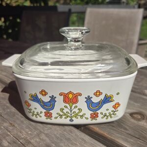 Corning Ware Country Festival Covered Casserole Dish 1.5 Quart Blue Bird 1975